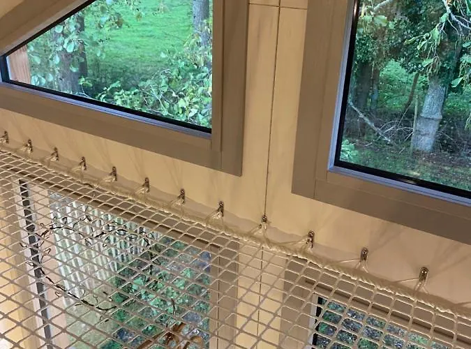 Jolie Tiny House Sous Les Grands Arbres *